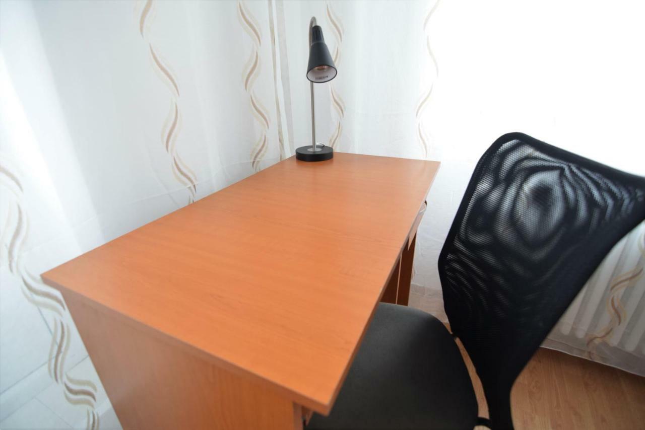 Resedinta Lui Calin Apartment บูคาเรสต์ ภายนอก รูปภาพ