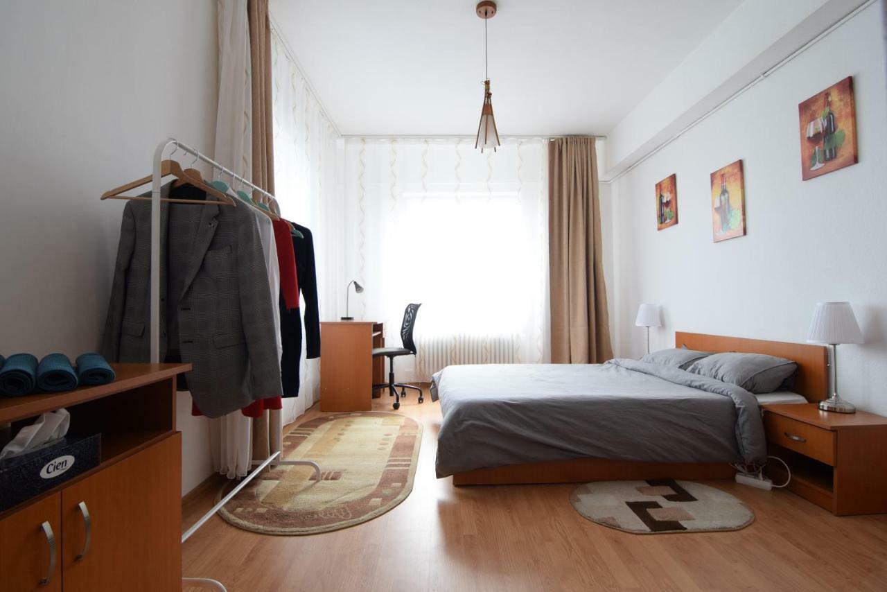 Resedinta Lui Calin Apartment บูคาเรสต์ ภายนอก รูปภาพ