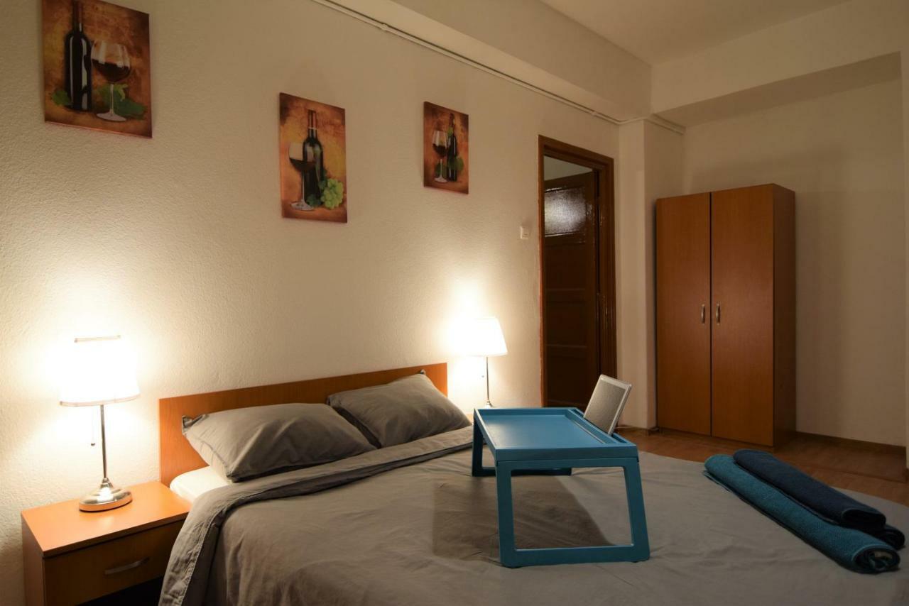 Resedinta Lui Calin Apartment บูคาเรสต์ ภายนอก รูปภาพ