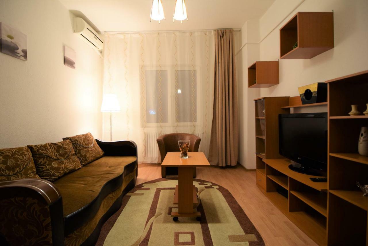 Resedinta Lui Calin Apartment บูคาเรสต์ ภายนอก รูปภาพ
